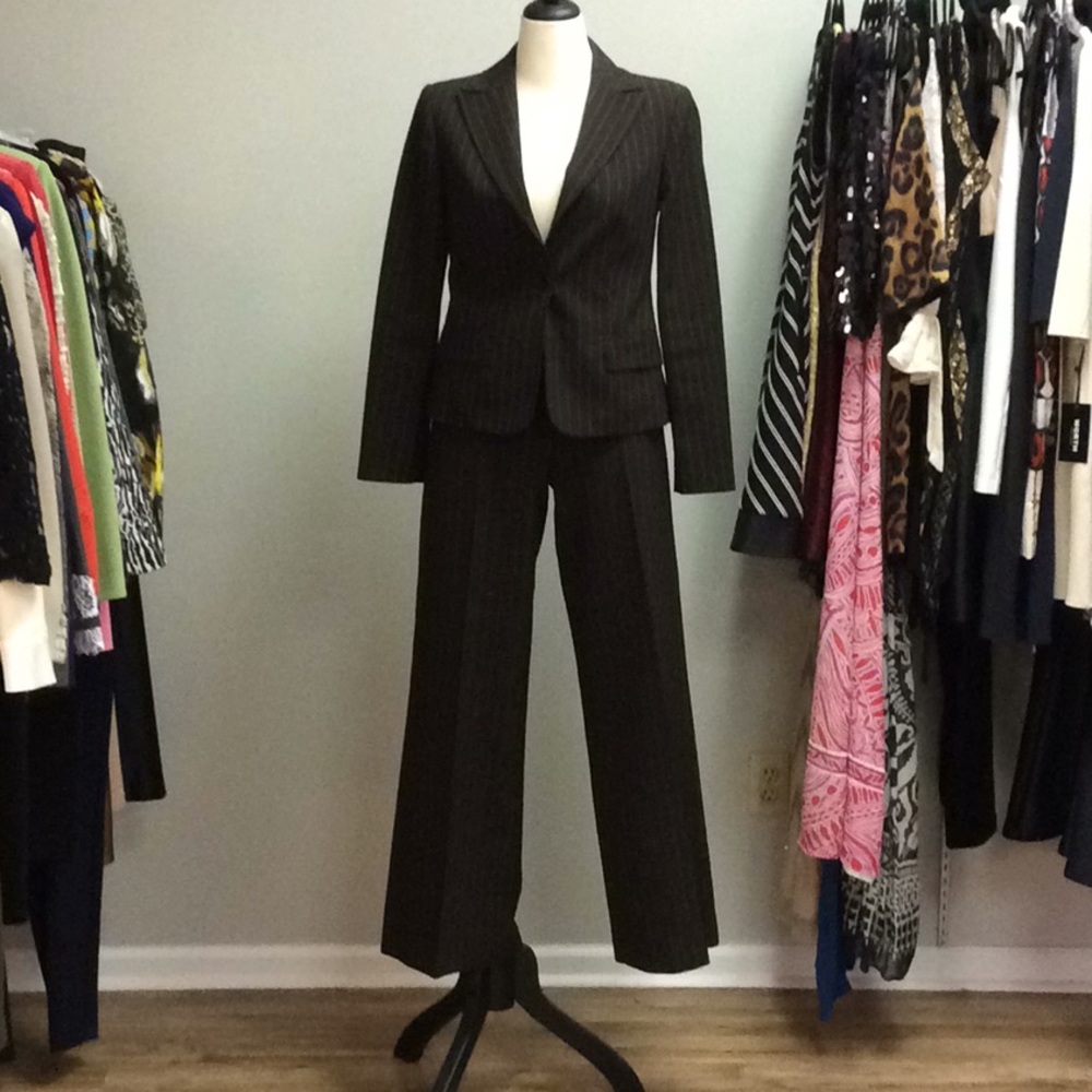 To The Max brown striped pant suit